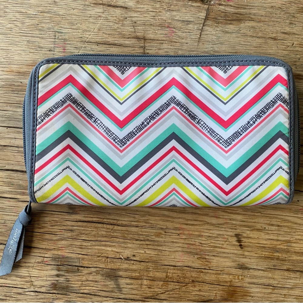 ♥️💖 Thirty One Large Accordion Style Wallet Clutch Wristlet